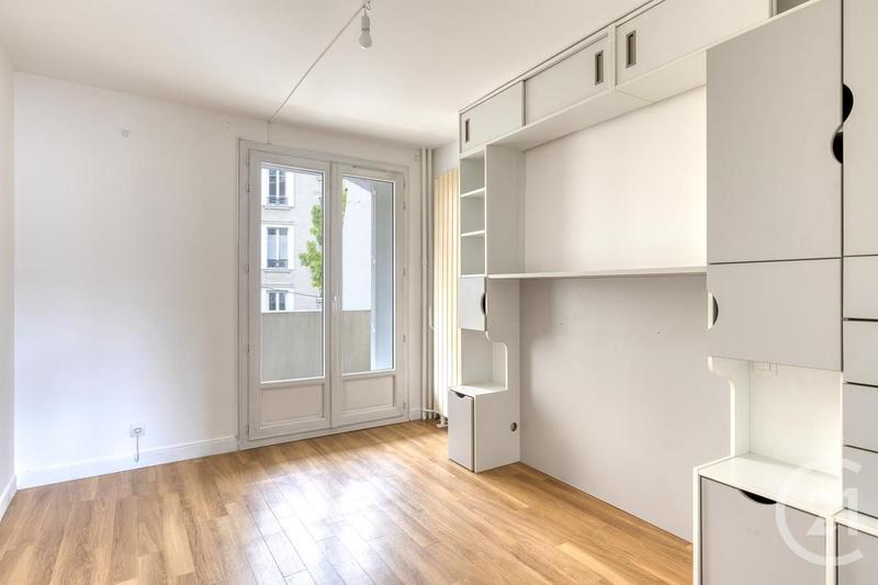 Appartement - 90 m² - 4 pièces