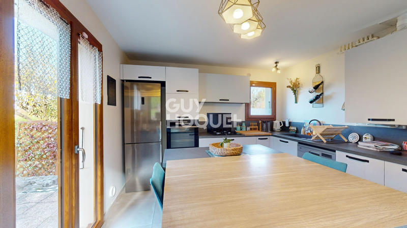 Maison - 123 m² - 5 pièces