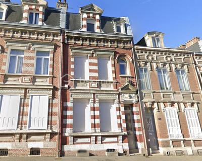 Immeuble - 220 m² - 7 pièces