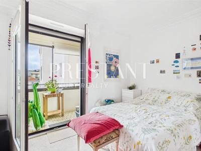 Appartement - 104 m² - 3 pièces