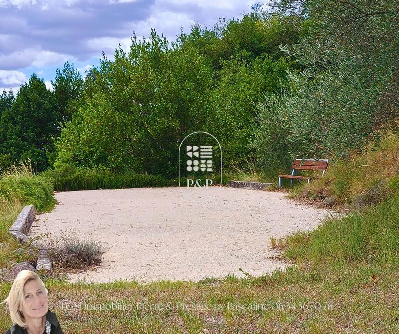 Maison - 202 m² - 6 pièces