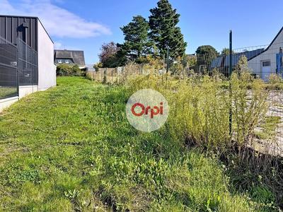Terrain constructible - 787 m²