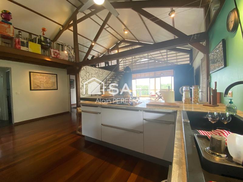 Maison - 164 m² - 6 pièces