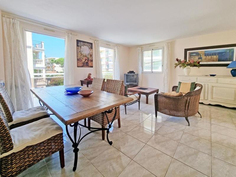 Appartement - 74 m² - 4 pièces