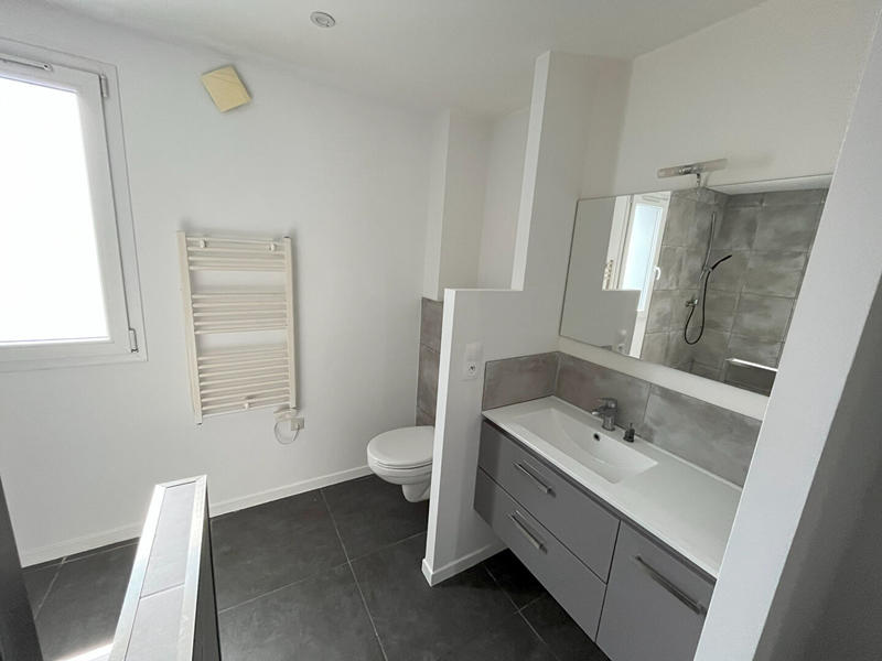 Appartement - 83 m² - 4 pièces