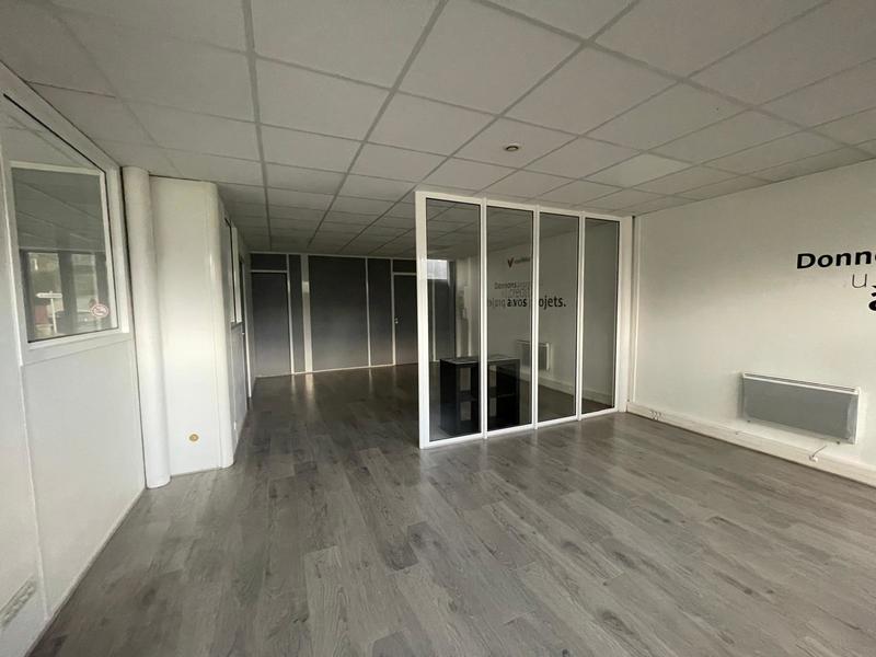Local commercial - 105 m²
