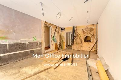 Bureau - 67 m² - 2 pièces