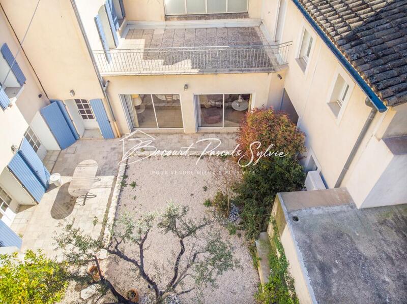 Maison de village - 187 m² - 8 pièces