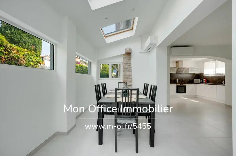 Appartement - 118 m² - 5 pièces