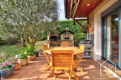 Maison - 102 m² - 5 pièces