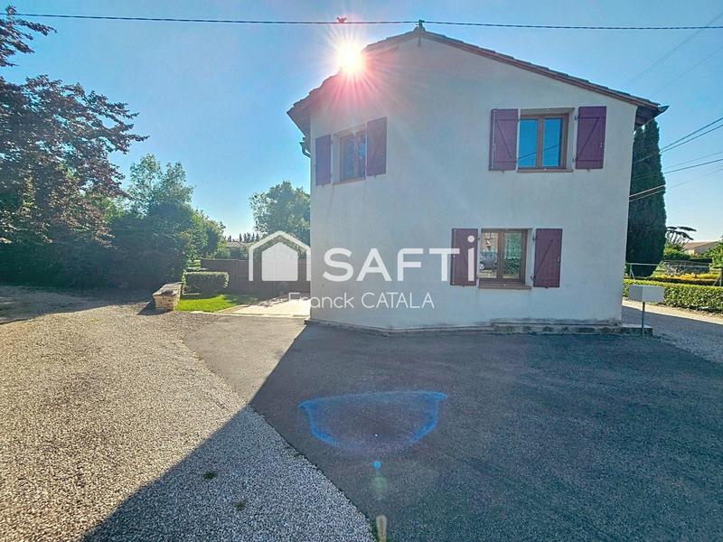 Maison - 92 m² - 4 pièces