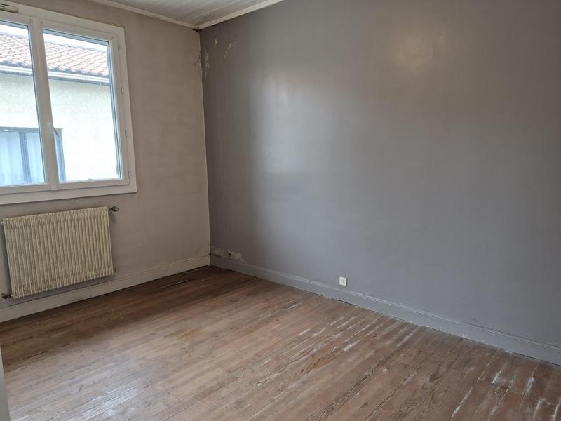 Maison traditionnelle - 87 m² - 4 pièces