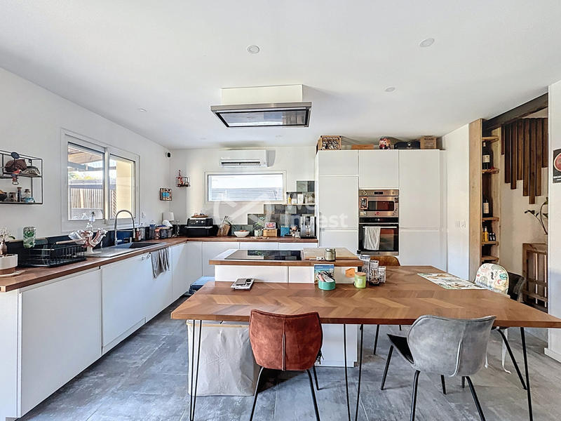 Villa - 174 m² - 5 pièces