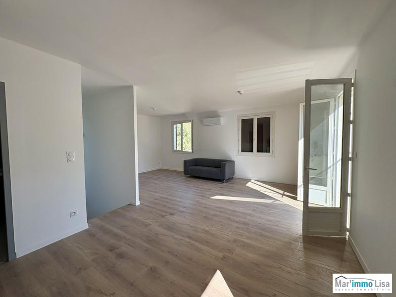 Maison traditionnelle - 115 m² - 5 pièces