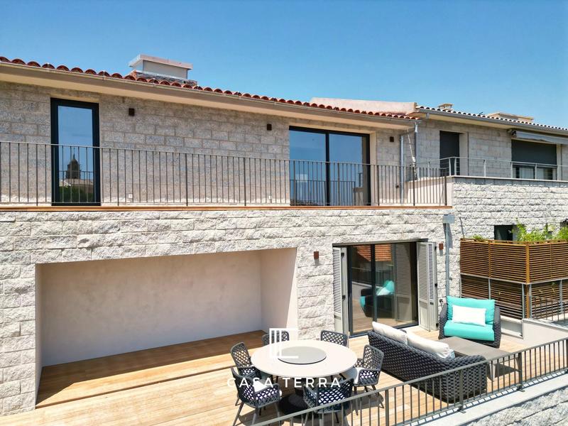 Appartement - 122 m² - 4 pièces