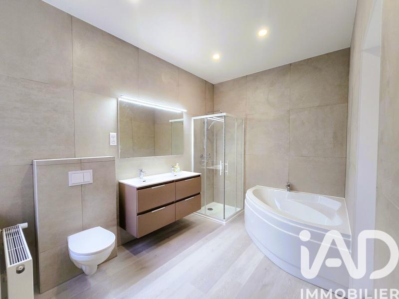 Maison de ville - 104 m² - 6 pièces