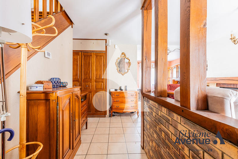 Maison - 109 m² - 5 pièces