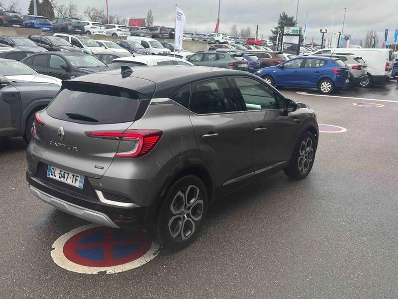 Renault Captur E-Tech full hybrid 145 Techno fast track