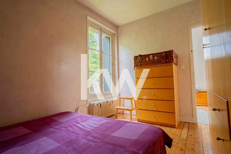 Maison ancienne - 176 m² - 8 pièces