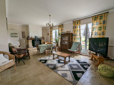 Maison - 122 m² - 6 pièces