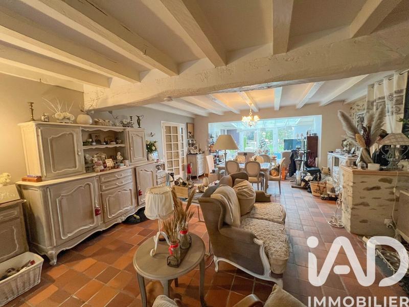 Maison - 243 m² - 7 pièces