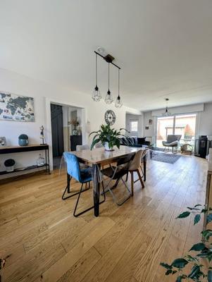 Maison - 92 m² - 4 pièces