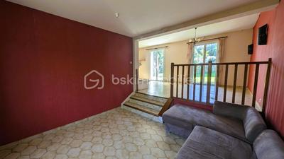 Pavillon - 140 m² - 5 pièces