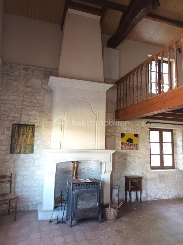 Corps de ferme - 379 m² - 14 pièces