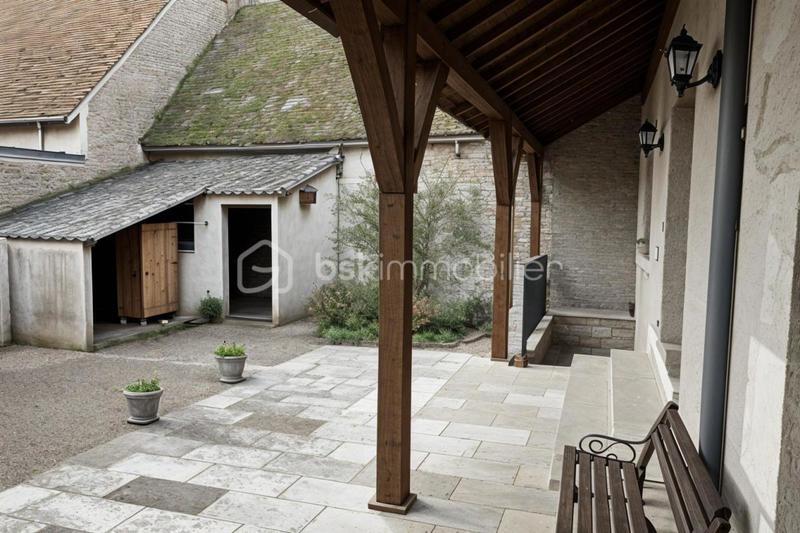 Maison en pierre - 100 m² - 5 pièces