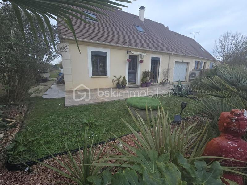 Maison traditionnelle - 107 m² - 5 pièces