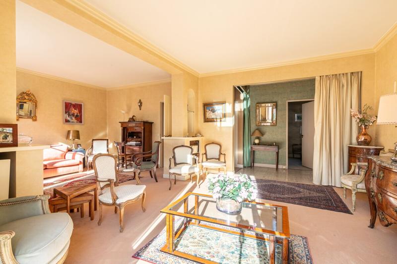 Appartement - 133 m² - 7 pièces