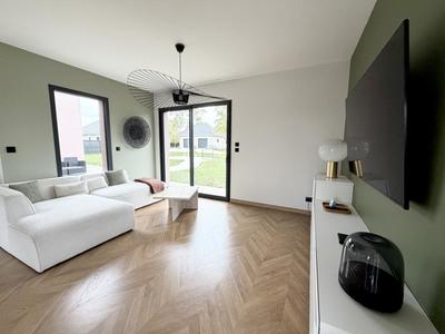 Pavillon - 144 m² - 4 pièces