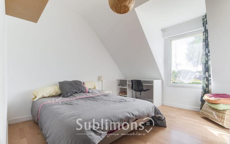 Maison - 136 m² - 6 pièces