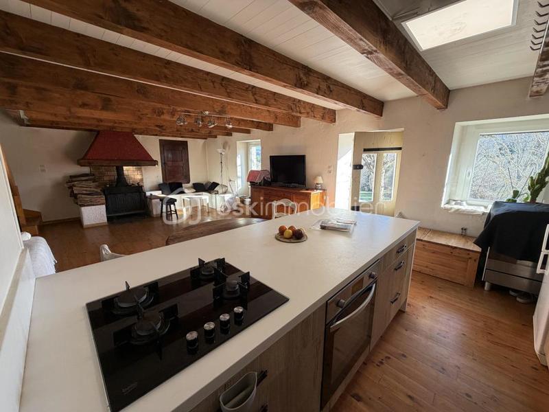 Maison - 76 m² - 3 pièces