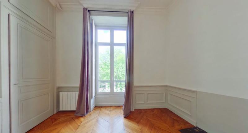 Appartement - 84 m² - 3 pièces