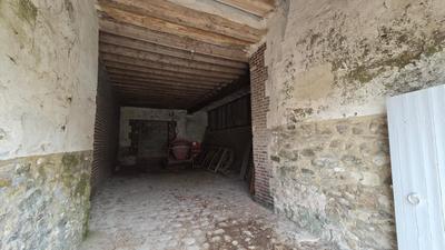 Grange - 466 m² - 1 pièce
