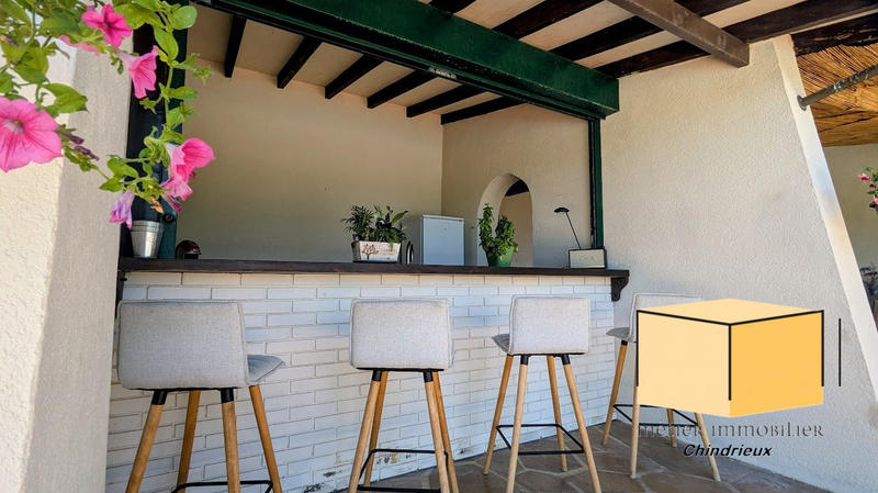 Villa - 304 m² - 10 pièces