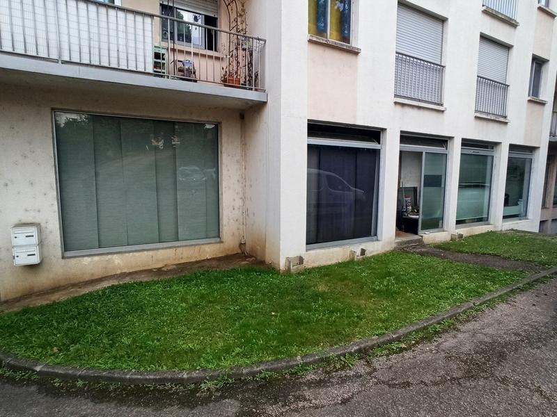 Local commercial - 115 m²