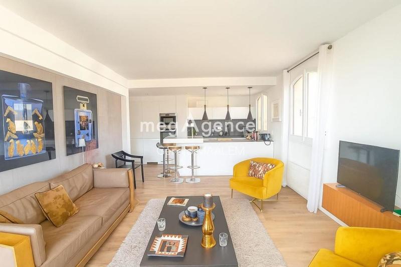 Appartement - 92 m² - 3 pièces
