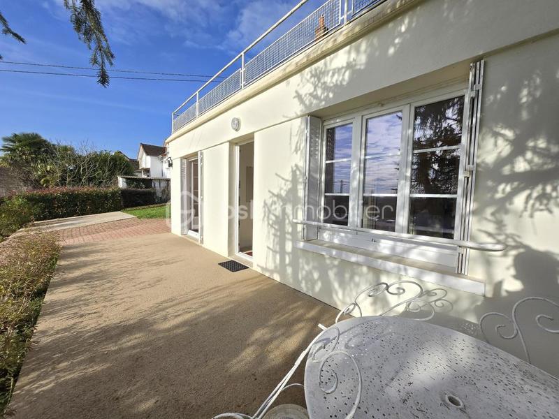 Maison de ville - 169 m² - 7 pièces