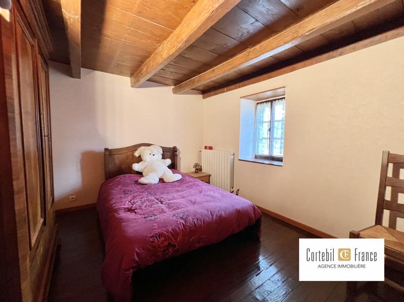 Maison - 270 m² - 5 pièces