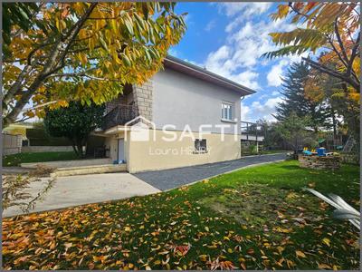 Maison - 135 m² - 6 pièces