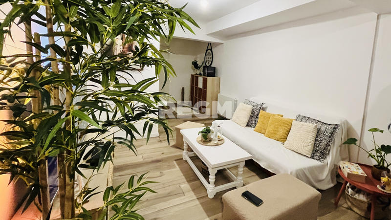 Immeuble - 255 m² - 11 pièces