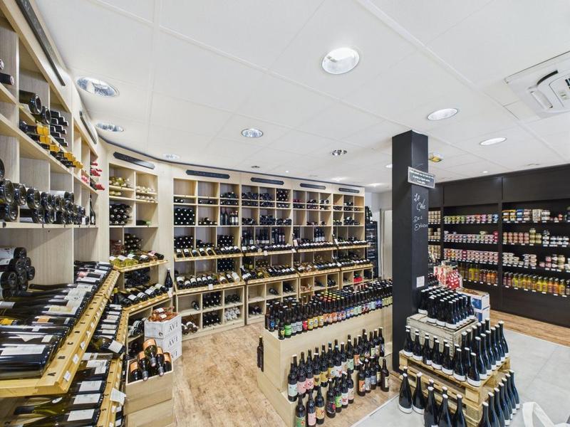 Fonds de commerce - Magasins - 100 m²