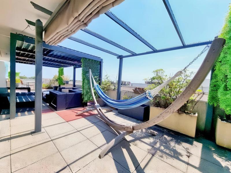 Appartement - 92 m² - 4 pièces