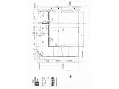 Local commercial - 735 m² - 6 pièces