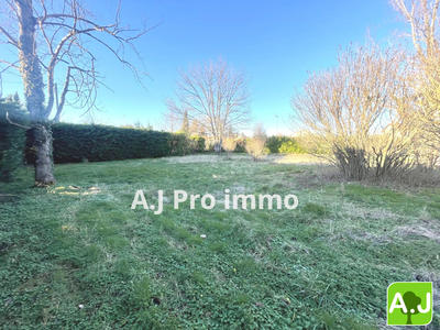 Terrain - 600 m²