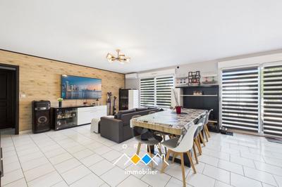 Maison - 91 m² - 5 pièces