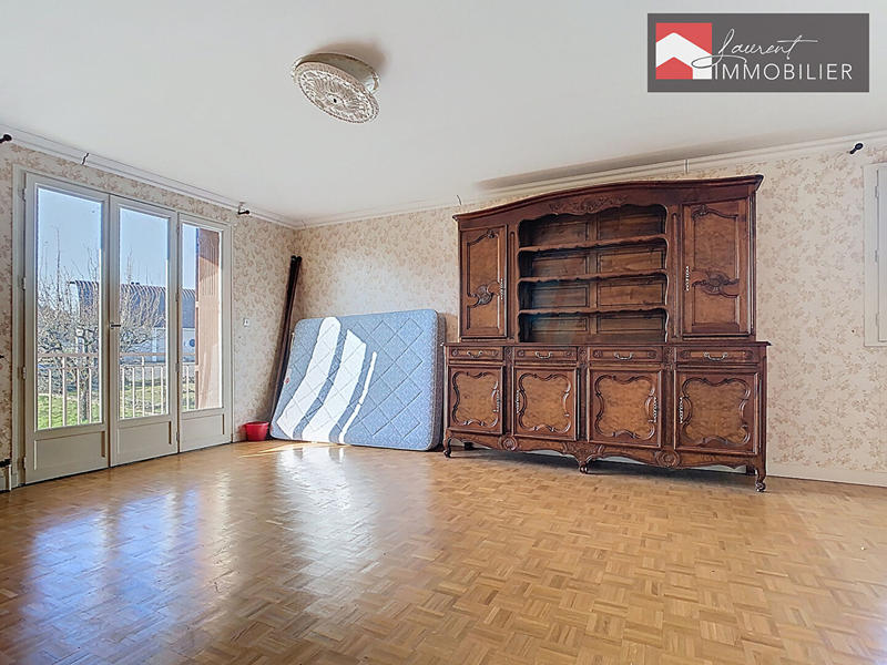 Maison - 98 m² - 4 pièces