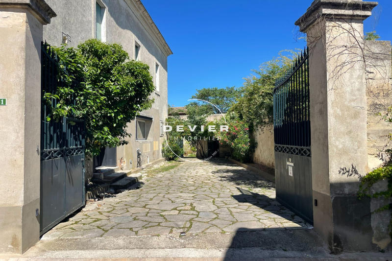 Maison de maîtres - 230 m² - 9 pièces